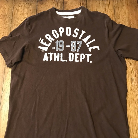 Aeropostale T-shirt - Picture 2 of 3